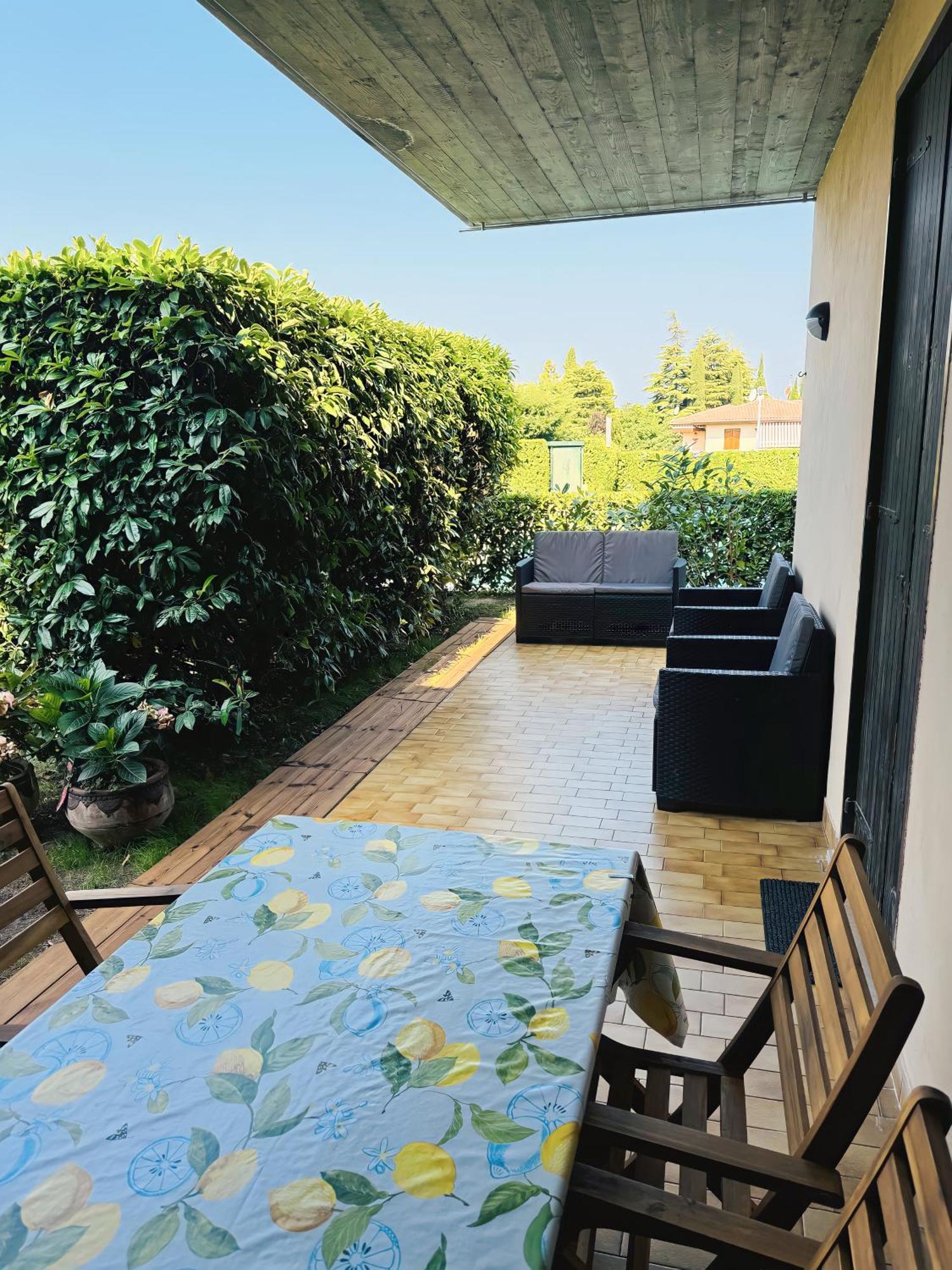 Incanto Apartment Lazise - Pools E Garden المظهر الخارجي الصورة