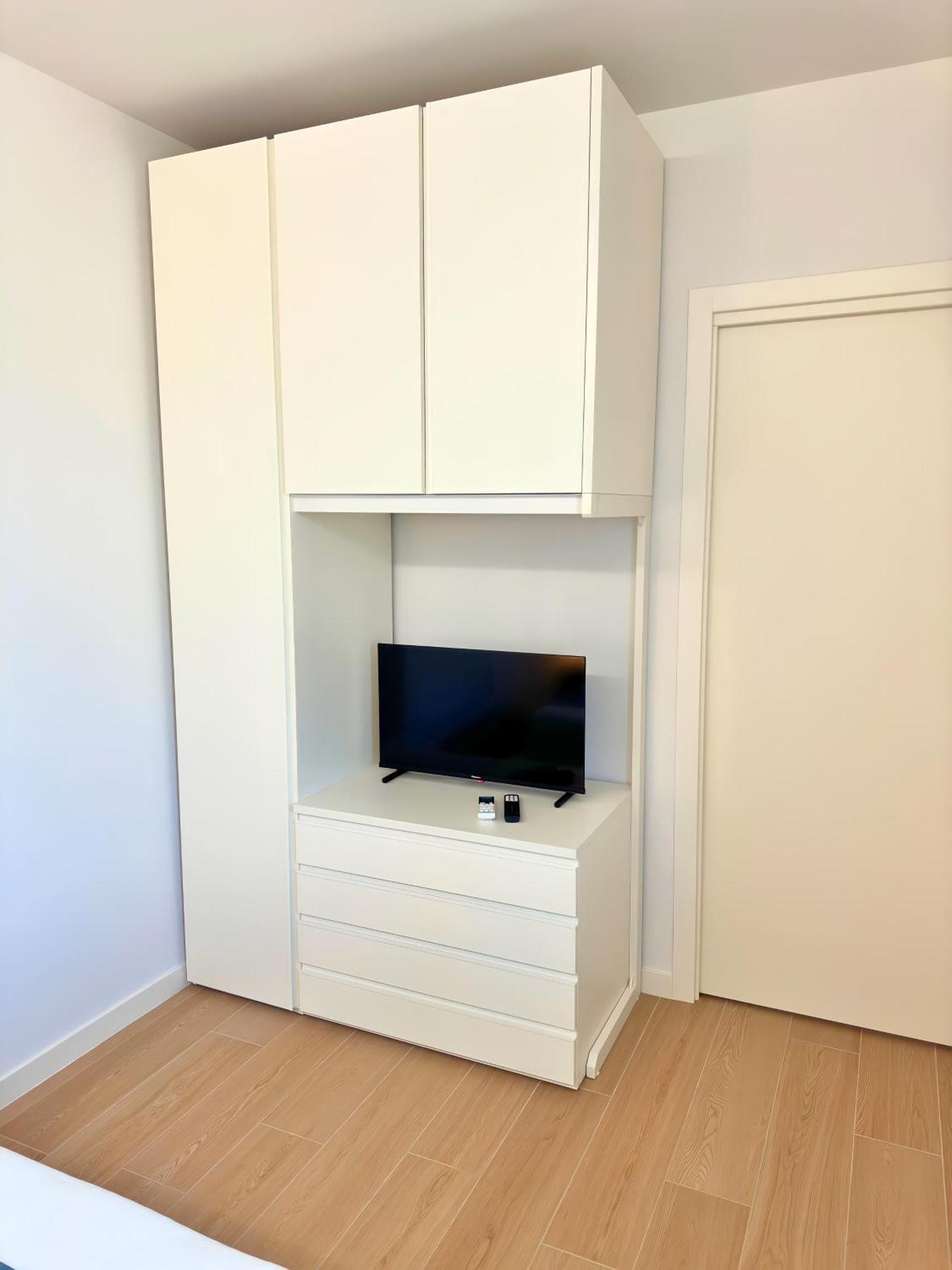 Incanto Apartment Lazise - Pools E Garden المظهر الخارجي الصورة