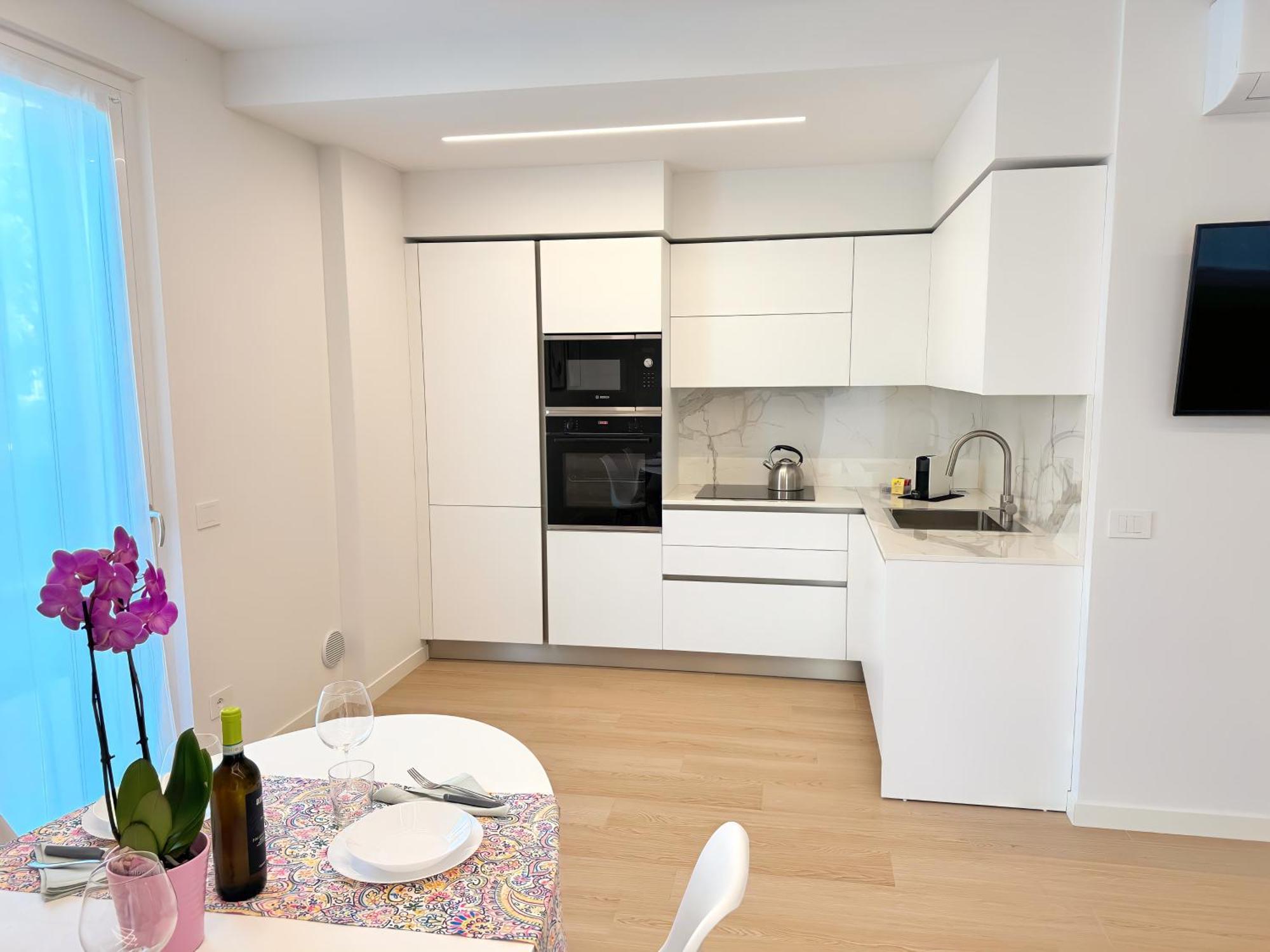Incanto Apartment Lazise - Pools E Garden المظهر الخارجي الصورة